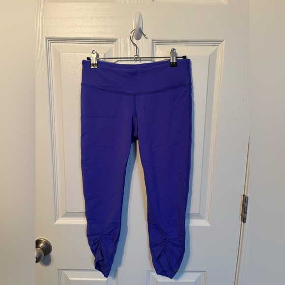 Pure Barre Rouched Cropped Leggings - Picture 1 of 3
